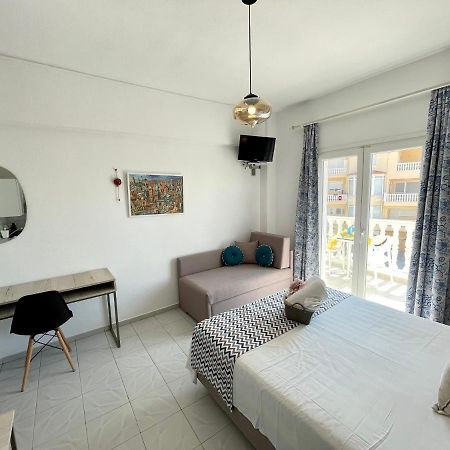 Vana Studios & Apartments 리메나리아 외부 사진